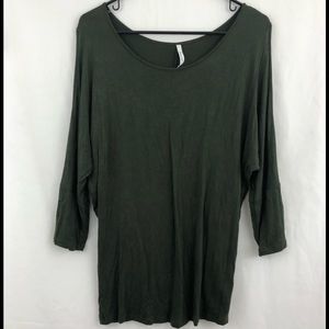 Active USA Army Green Green Cold Shoulder 3/4 Sleeve Shirt Top L